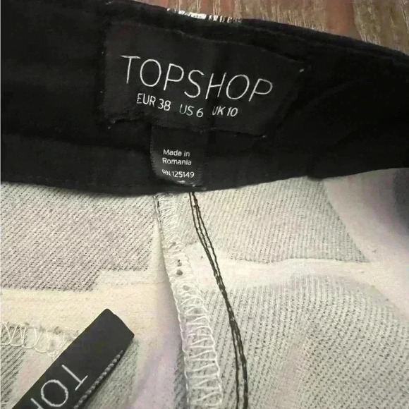 Topshop Windowpane Print Crepe
Cigarette Pants Size 6 - Picture 4 of 5